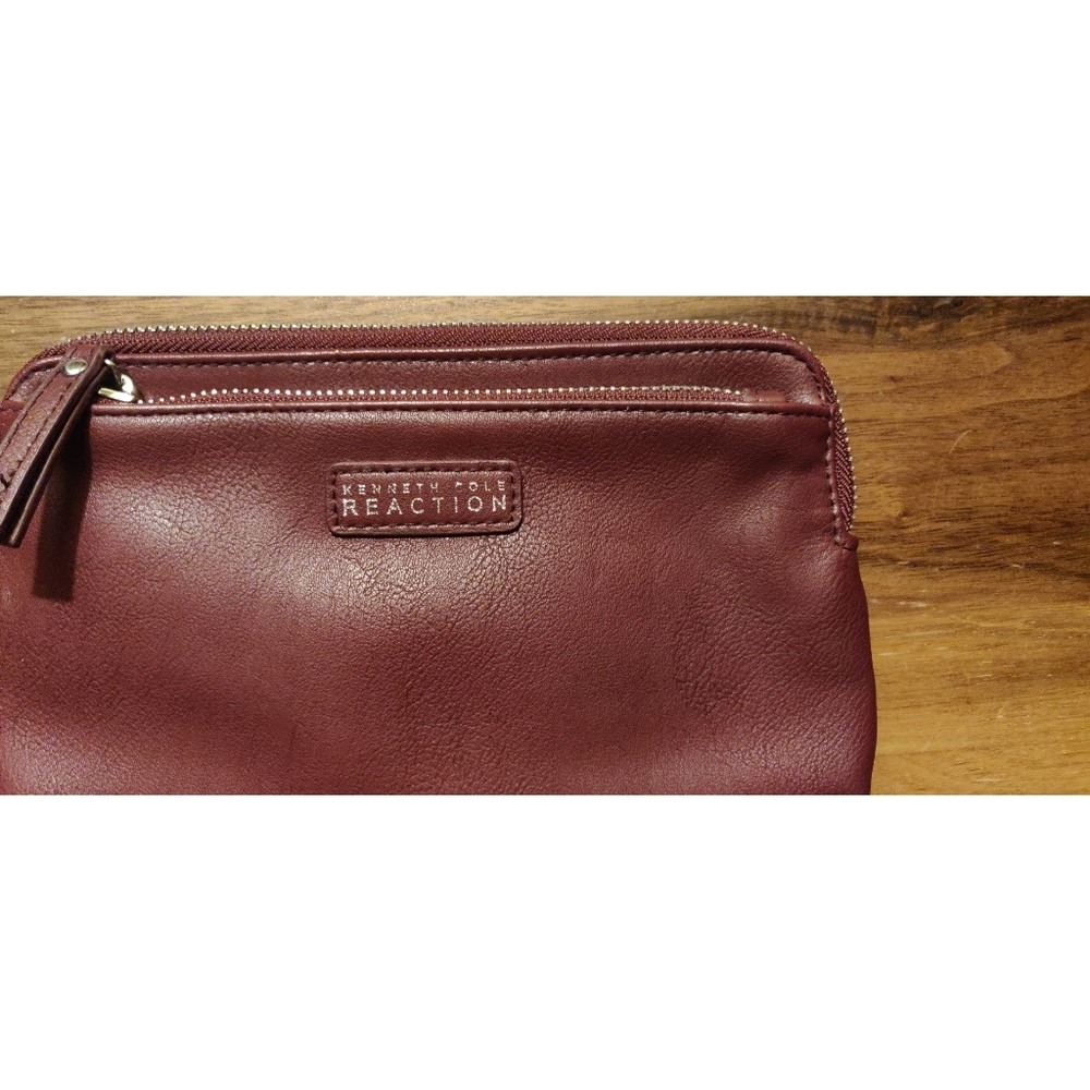 Kenneth Cole Wallet - Picture 3 of 4
